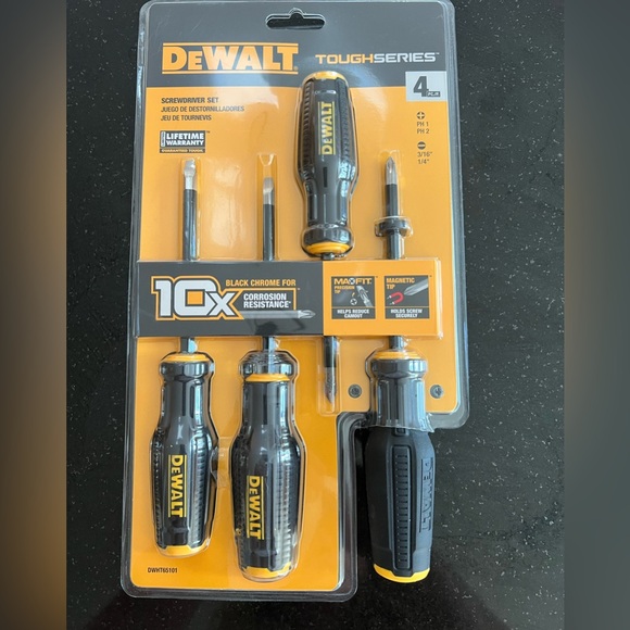 DeWalt tough series 4 pc screwdriver set - Picture 1 of 5